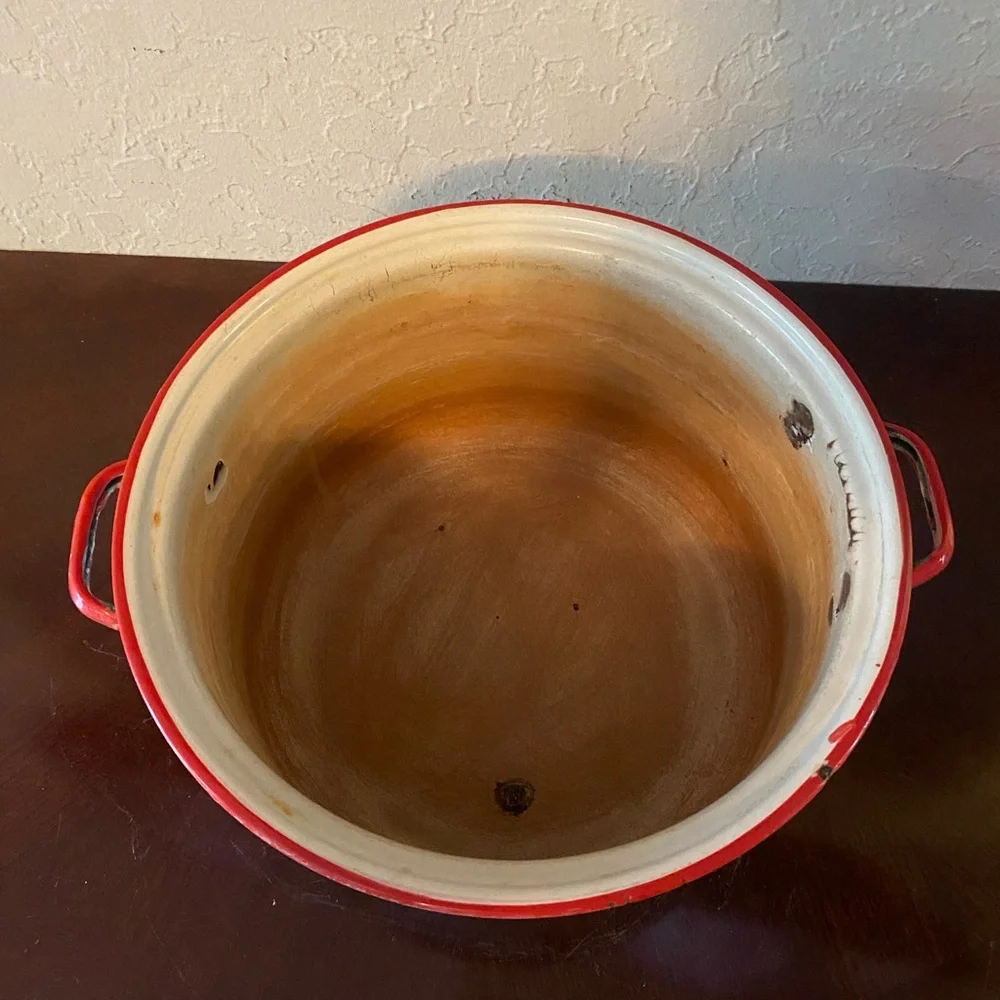 Antique 1920’s Large White Enamel Pot Red Trim Great Antique Vintage Condition